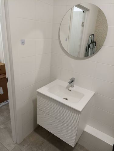 Навеска зеркала