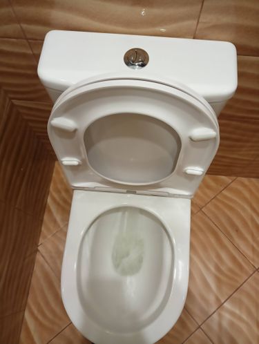 Установка напольного унитаза