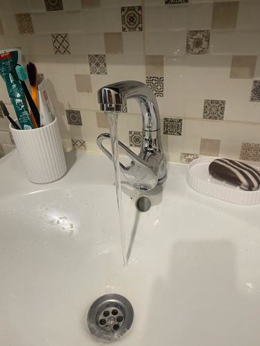 Установка смесителя (на готовые коммуникации)