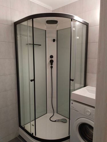 Установка отдельностоящей стиральной машины с подключением