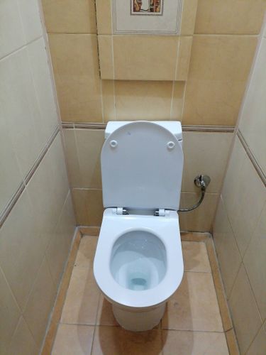 Установка напольного унитаза