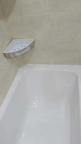 Герметизация ванны силиконом