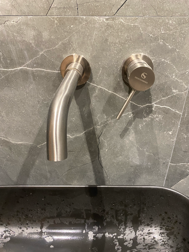 Установка подвесного унитаза (на готовую инсталляцию)