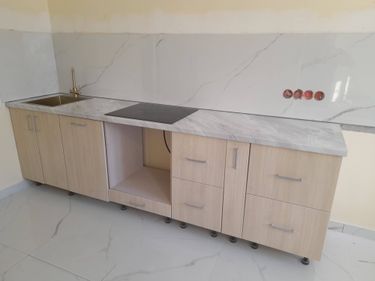 Установка и подключение электрической варочной поверхности Установка и подключение крана и фильтра для питьевой воды Установка столешницы ДСП