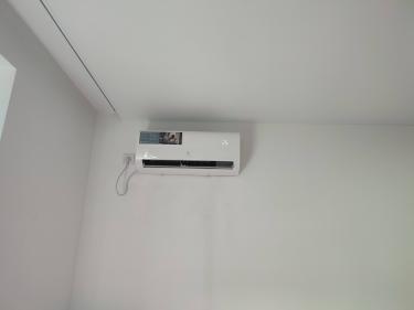 Проведена замена неисправных компонентов, очистка фильтров, проверка электрических соединений, восстановление функциональности устройства, тестирование работы, регулировка параметров.