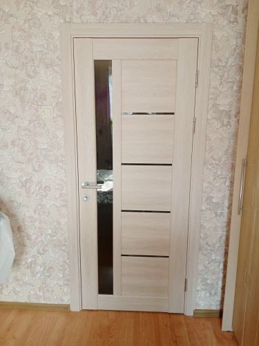 Установка межкомнатной двухстворчатой двери