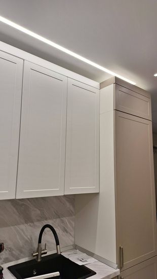 Установка карниза