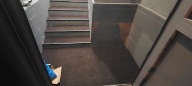 Укладка линолеума на клей более 15 кв.м