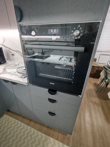 Установка и подключение встраиваемого электрического духового шкафа