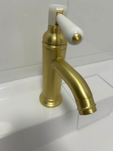 Установка смесителя (на готовые коммуникации)