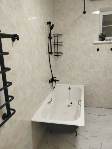 Монтаж водяного полотенцесушителя на готовую подводку (без подгонки)