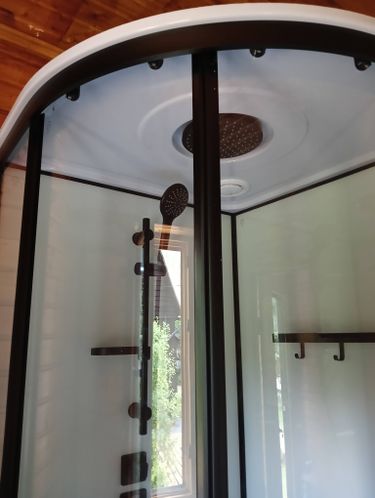 Установка душевой кабины без гидромассажа