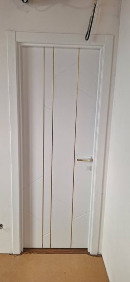 Врезка завертки/дверной ручки/магнитной ответки/цилиндра для замка