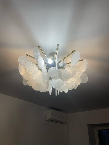 Установка люстры в сборке