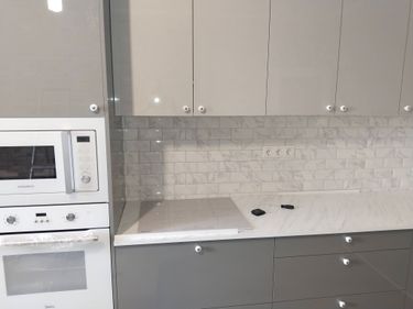 Демонтаж столешницы из искусственного камня без сохранения Демонтаж ящика кухонного гарнитура без сохранения Демонтаж мойки со смесителем с сохранением