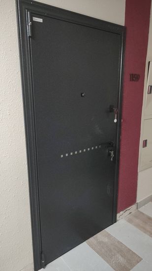 Установка входной двери весом до 95 кг