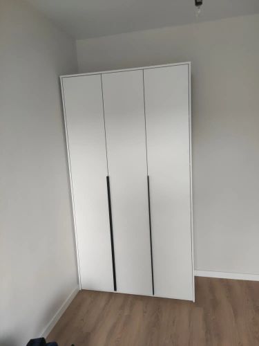 Сборка прямого дивана
