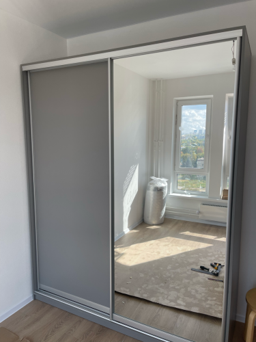 Сборка прямого дивана