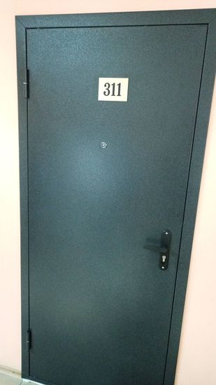 Установка входной двери весом до 95 кг