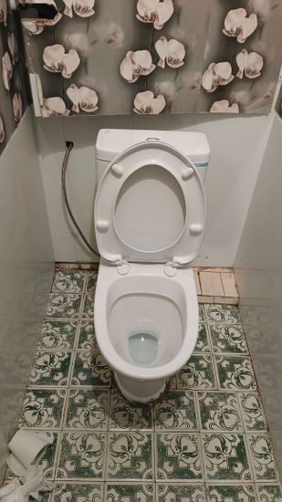 Установка напольного унитаза