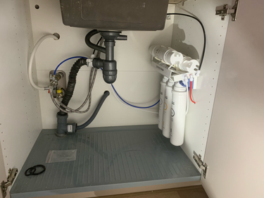 Установка и подключение крана и фильтра для питьевой воды Установка и подключение вытяжки пристенной/потолочной Установка полки на кронштейнах/скрытого монтажа