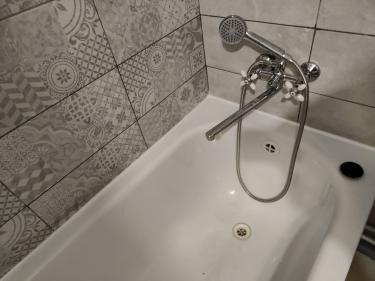 Герметизация ванны силиконом