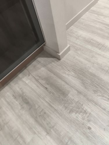 Монтаж деревянного/мдф плинтуса