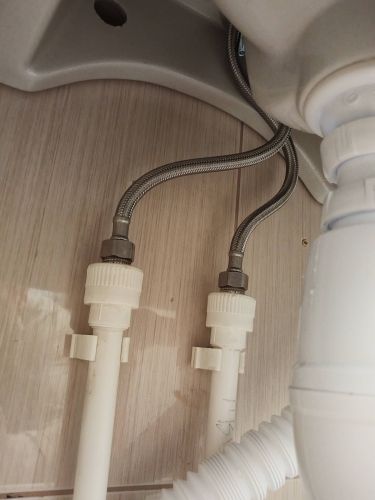 Монтаж и подключение настенно-потолочного светильника