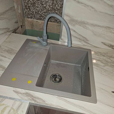 Демонтаж столешницы из ДСП без сохранения Демонтаж ящика кухонного гарнитура с сохранением Установка и подключение врезной мойки