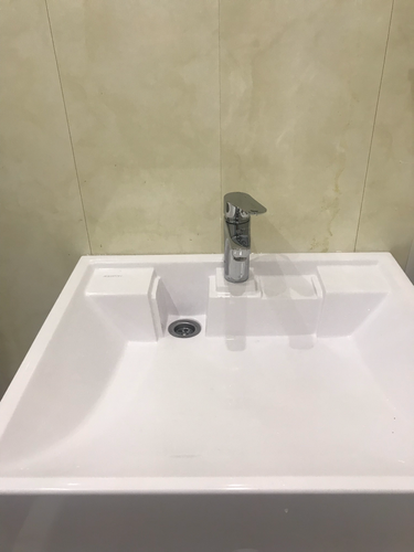 Установка и подключение стиральной машины Установка раковины на кронштейнах Установка смесителя Демонтаж раковины Демонтаж смесителя