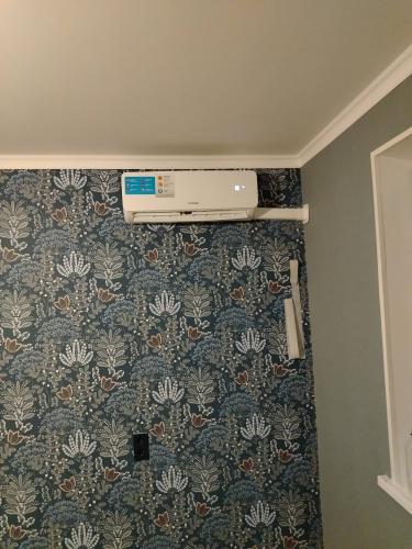 Установка сплит системы 7-9 kBTU (одноэтапный монтаж)