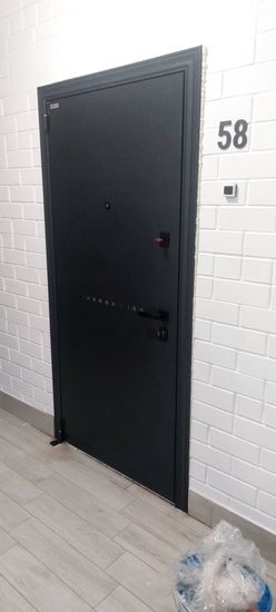 Установка входной двери весом до 95 кг