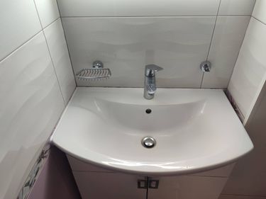 Герметизация раковины силиконом Удаление плесени, протечек, пятен