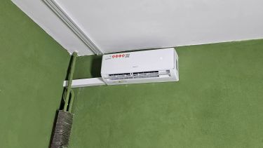 Установка сплит системы 7-9 kBTU (одноэтапный монтаж)