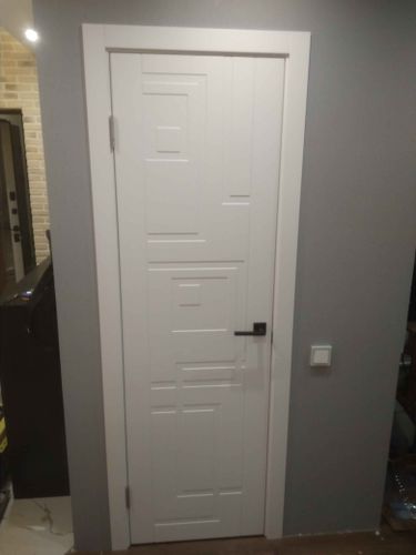 Установка межкомнатных дверей Установка дверного добора