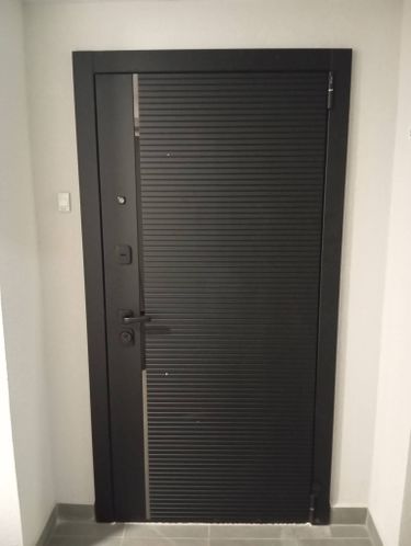 Установка входной двери весом до 95 кг