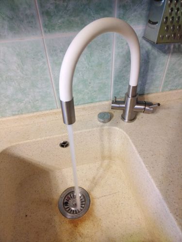 Установка смесителя (на готовые коммуникации)