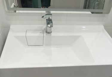 Установка смесителя (на готовые коммуникации)