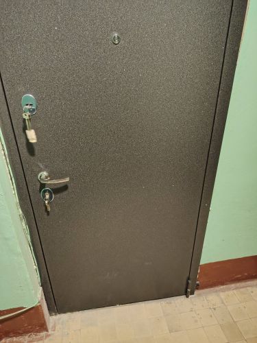 Установка входной двери весом до 95 кг