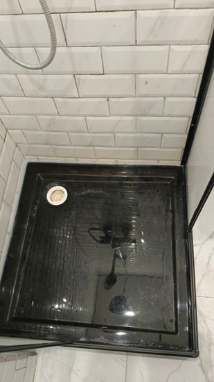 Герметизация стыков душевой кабины