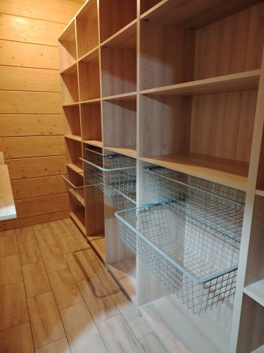 Навеска полки