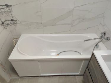 Установка акриловой/стальной ванны