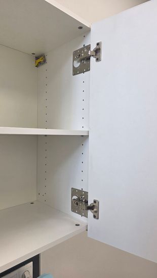 Ремонт дверцы шкафа