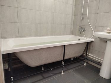 Установка акриловой/стальной ванны