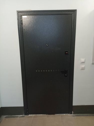 Установка входной двери весом до 95 кг