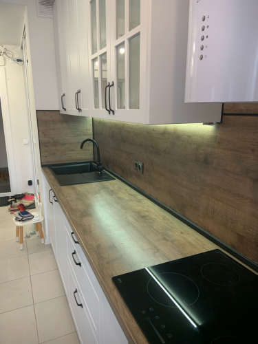 Установка стеновой панели МДФ/ДСП Монтаж/демонтаж розетки/выключателя Выпил одного отверстия/углубления/присадка под петлю в материалах ДСП/Массив