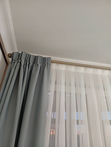 Установка декоративного карниза (одно, двух, трехрядный) длиной до 2,5  метров