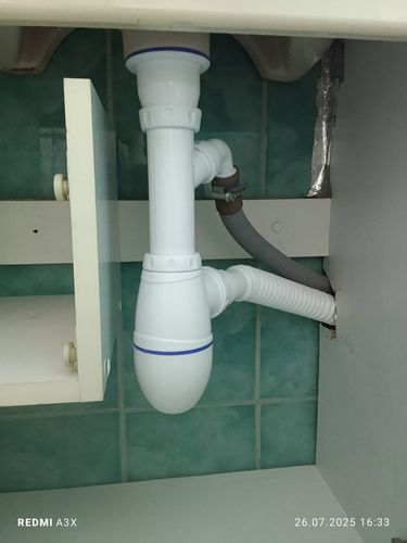 Установка отдельностоящей стиральной машины с подключением