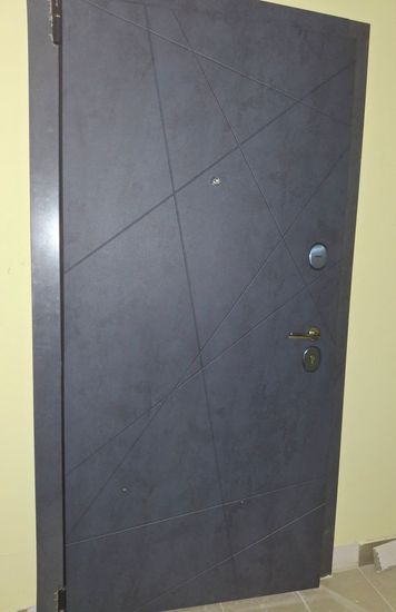 Установка входной двери весом до 95 кг