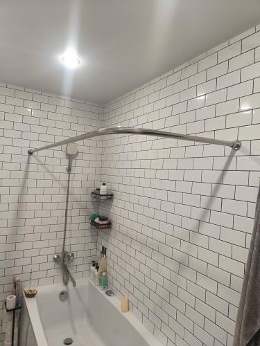 Установка карниза